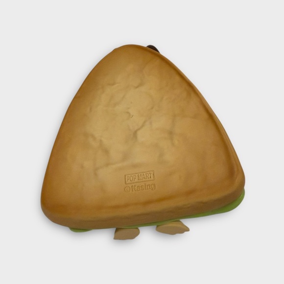 POP MART LABUBU THE MONSTERS Wacky Mart Series Figure Toy- Labubu sandwich - Picture 5 of 10